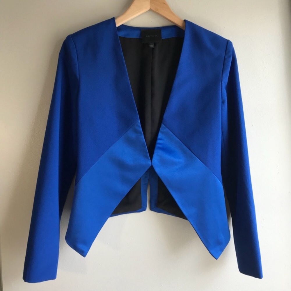 Aryn K Structured Blue Pointed Blazer, Size S - image 1